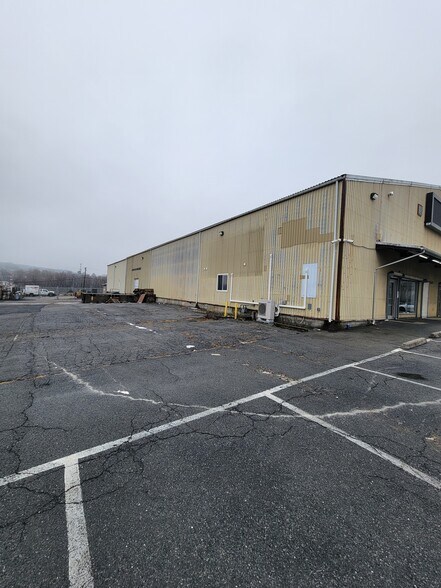 More Photos Of 808 N Ellsworth St, Allentown Warehouse For Sale