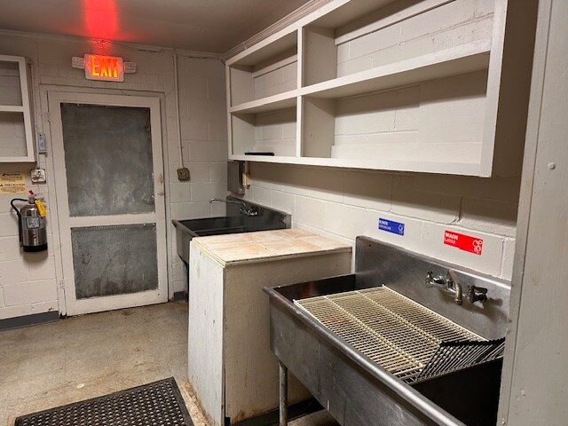 More Photos Of 1182 GA Highway 83 S, Forsyth General Retail For Sale