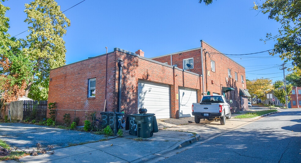 More Photos Of 3900 38th St, Brentwood Office Residential For Sale