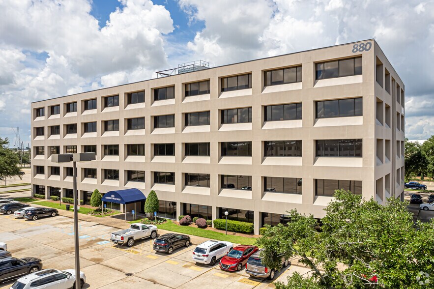 Primary Photo Of 880 W Commerce Rd, New Orleans Office For Lease