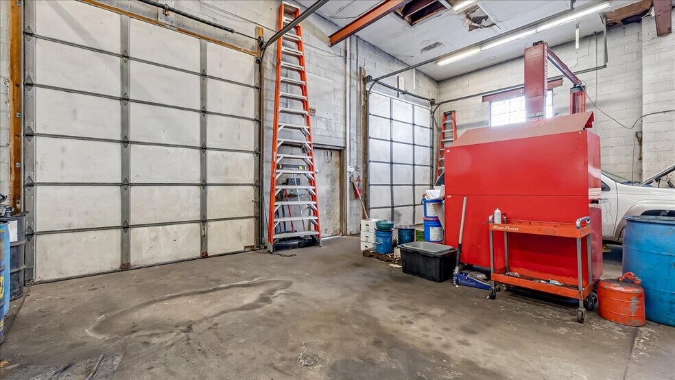 More Photos Of 2115 Union Blvd, Allentown Auto Repair For Sale