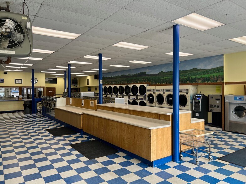 More Photos Of 51 Main St, Fair Haven Specialty For Sale