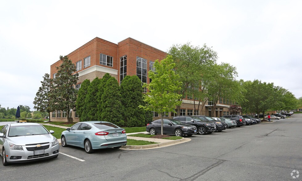 More Photos Of 301 Concourse Blvd, Glen Allen Office For Lease
