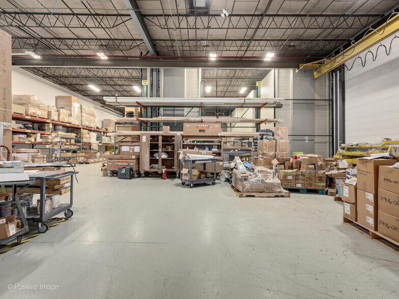 More Photos Of 832 Industrial Dr, Elmhurst Manufacturing For Lease