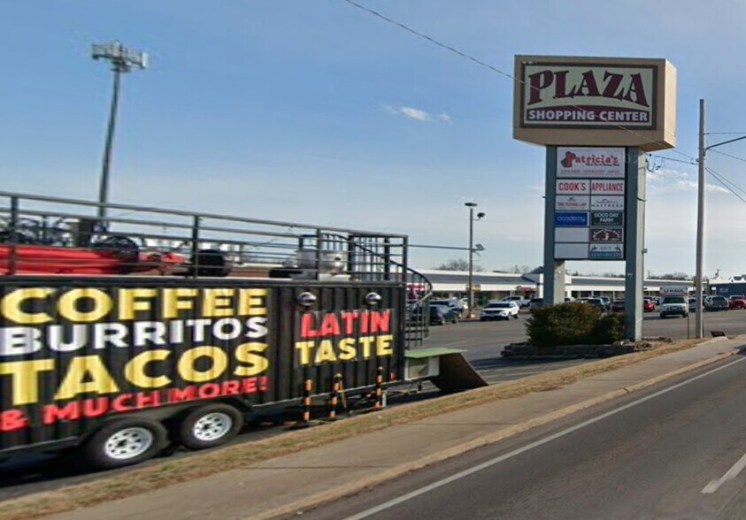 More Photos Of 1800-1950 S Glenstone Ave, Springfield Unknown For Lease