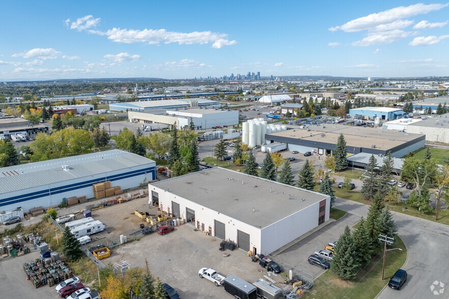 Primary Photo Of 4275 78th Ave SE, Calgary Manufacturing For Sale