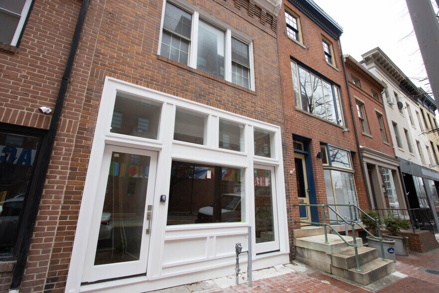 More Photos Of 833 N Howard St, Baltimore Storefront Retail Office For Lease