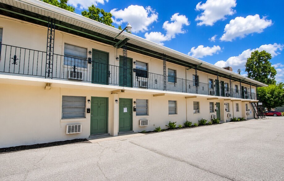 More Photos Of 1122 Garvin Pl, Louisville Apartments For Sale