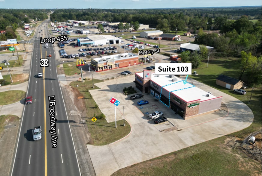 More Photos Of 1050 Broadway Ave, Gladewater General Retail For Lease