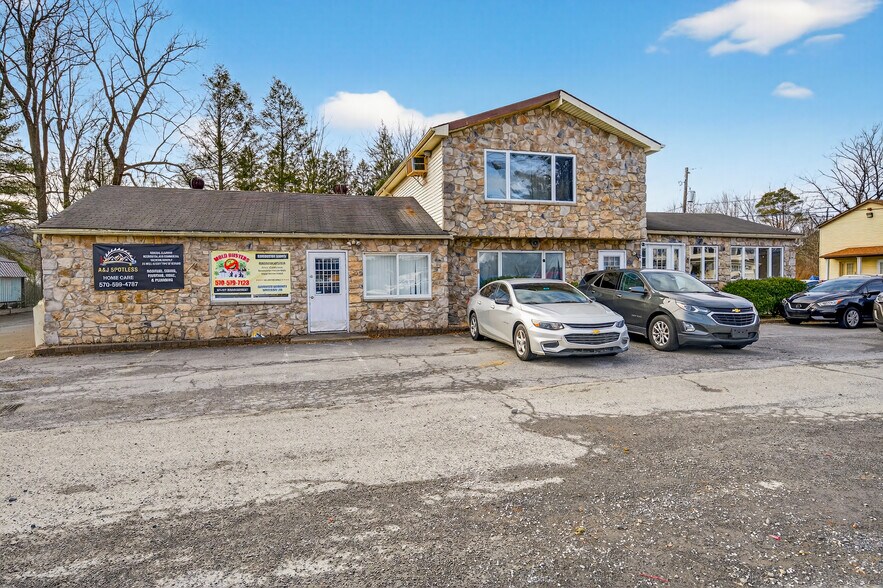 More Photos Of 1980 US-209 Rt, Brodheadsville General Retail For Sale