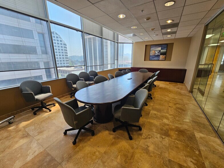 More Photos Of 600 N Brand Blvd, Glendale Medical For Lease