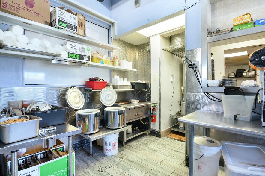 More Photos Of 4717 Gus Thomasson Rd, Mesquite Restaurant For Sale