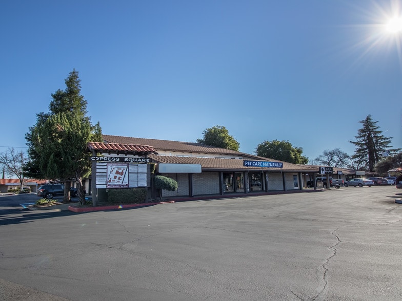 More Photos Of 221 Locust St, Redding Unknown For Lease