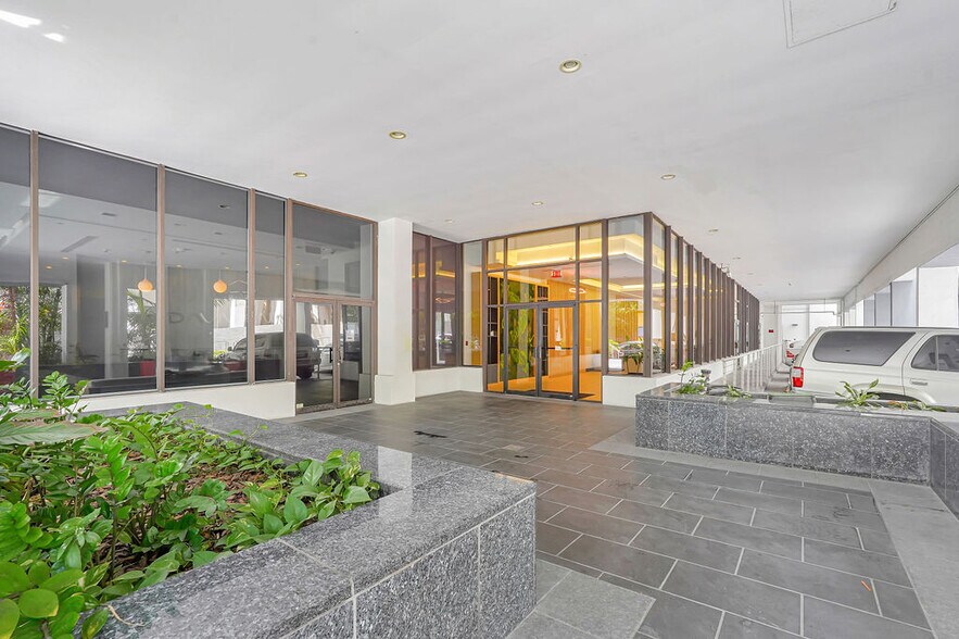 More Photos Of 1110 Brickell Ave, Miami Office Residential For Sale