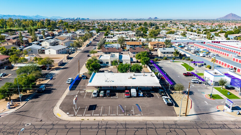 More Photos Of 1704 N Country Club Dr, Mesa Restaurant For Sale