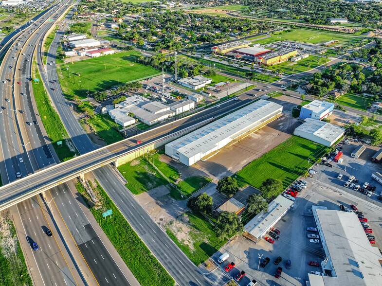More Photos Of 818 E Expressway 83, Weslaco Warehouse For Sale