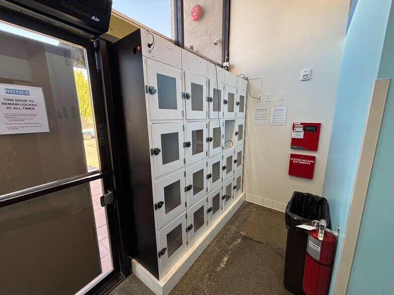 More Photos Of 17531 Griffin Ln, Huntington Beach Food Processing For Lease
