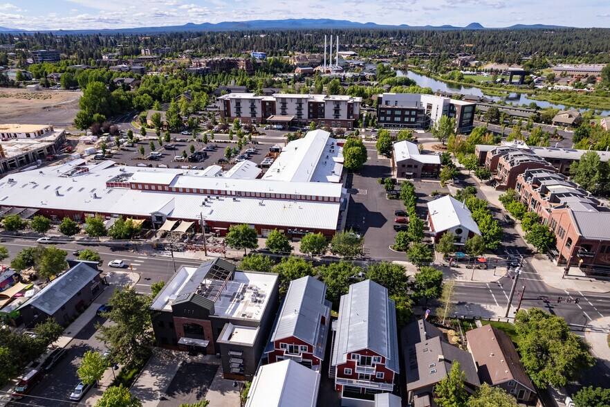 More Photos Of 616 NW Arizona Ave, Bend Office For Sale