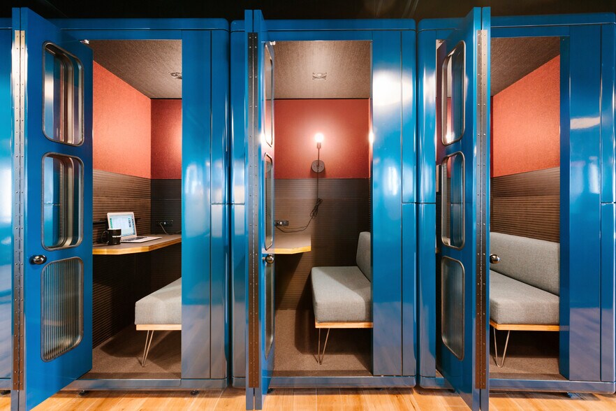 More Photos Of 1175 Peachtree St NE, Atlanta Office For Lease