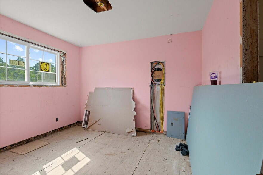 More Photos Of 707 Carter Sells Rd, Johnson City Apartments For Sale