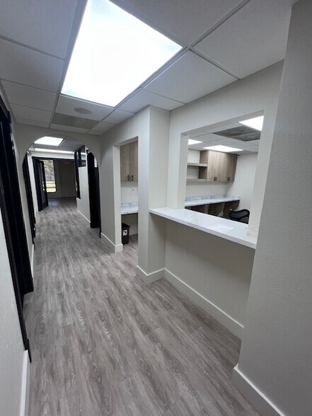 More Photos Of 4050 Sheridan St, Hollywood Medical For Lease