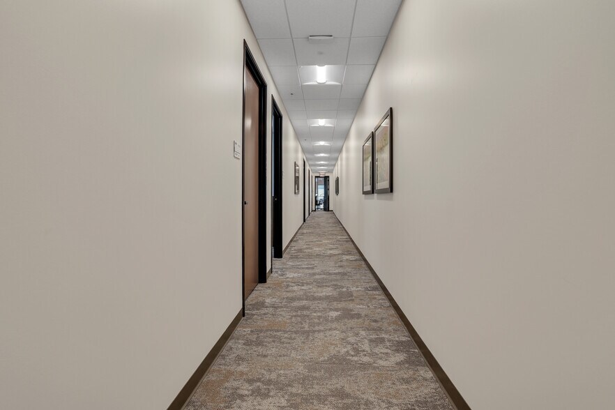 More Photos Of 8701 Menchaca Rd, Austin Medical For Sale