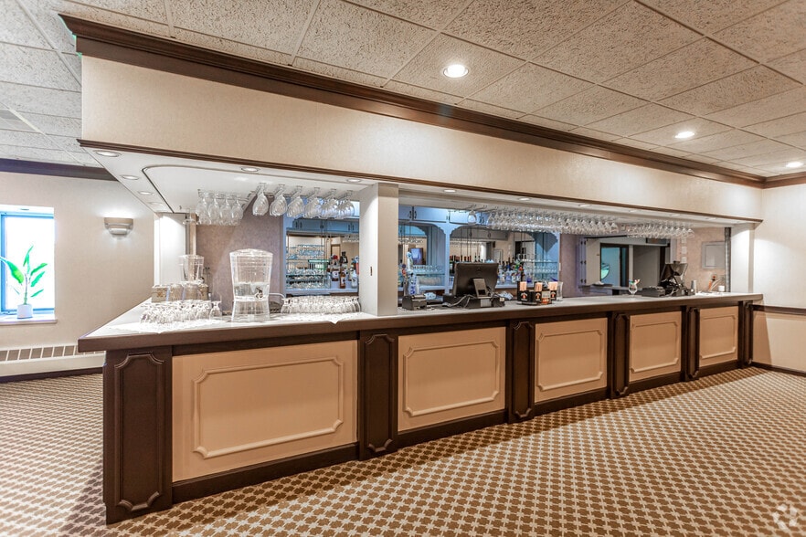 More Photos Of 51 Ellis Rd, Westminster Golf Course Driving Range For Sale