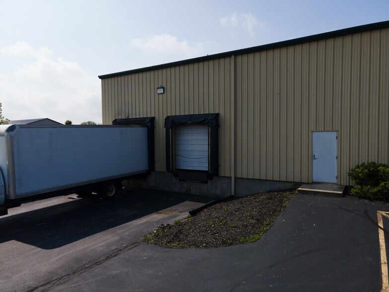 More Photos Of 507 Demoss Ave, Arcadia Industrial For Sale