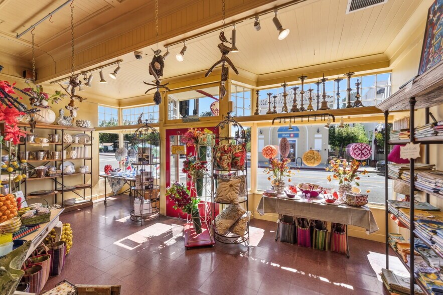 More Photos Of 499-503 Magnolia Ave, Larkspur Storefront Retail Residential For Sale