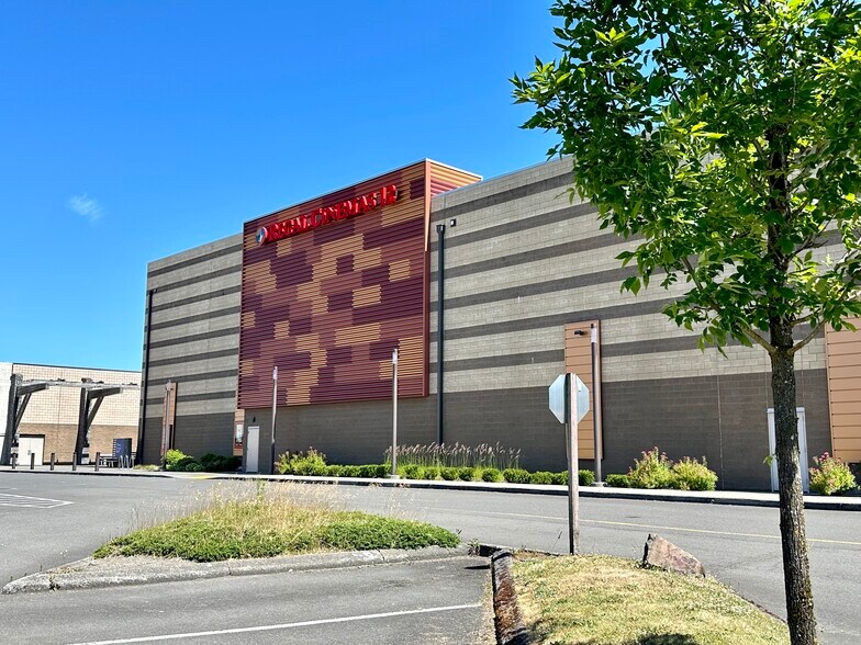 More Photos Of 351 Three Rivers Dr, Kelso Unknown For Lease