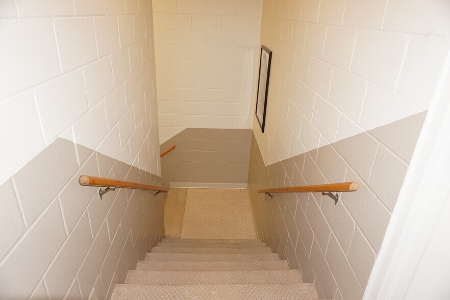 More Photos Of 520 S Pierce Ave, Mason City Medical For Sale