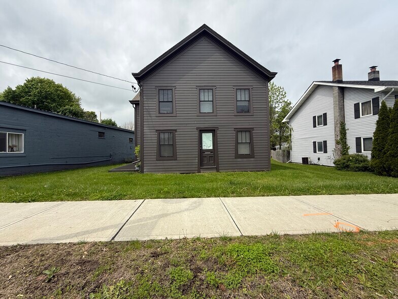 More Photos Of 156 Broadway, Port Ewen Freestanding For Sale