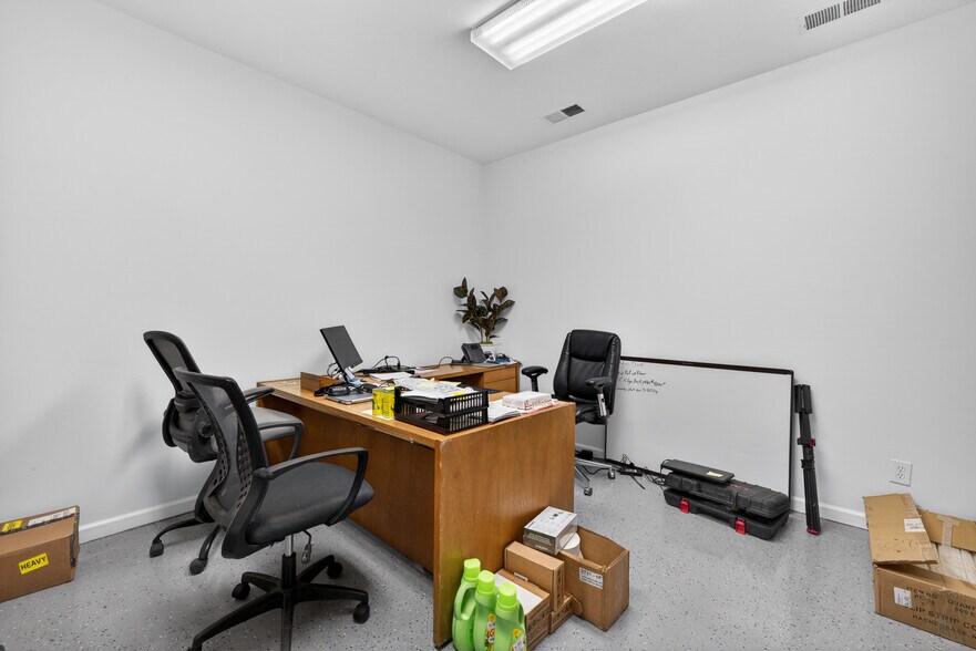 More Photos Of 1250 Warehouse Row W, Fort Payne Industrial For Sale