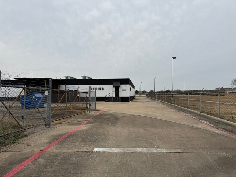 More Photos Of 12626A Dairy Ashford, Sugar Land Industrial For Sale