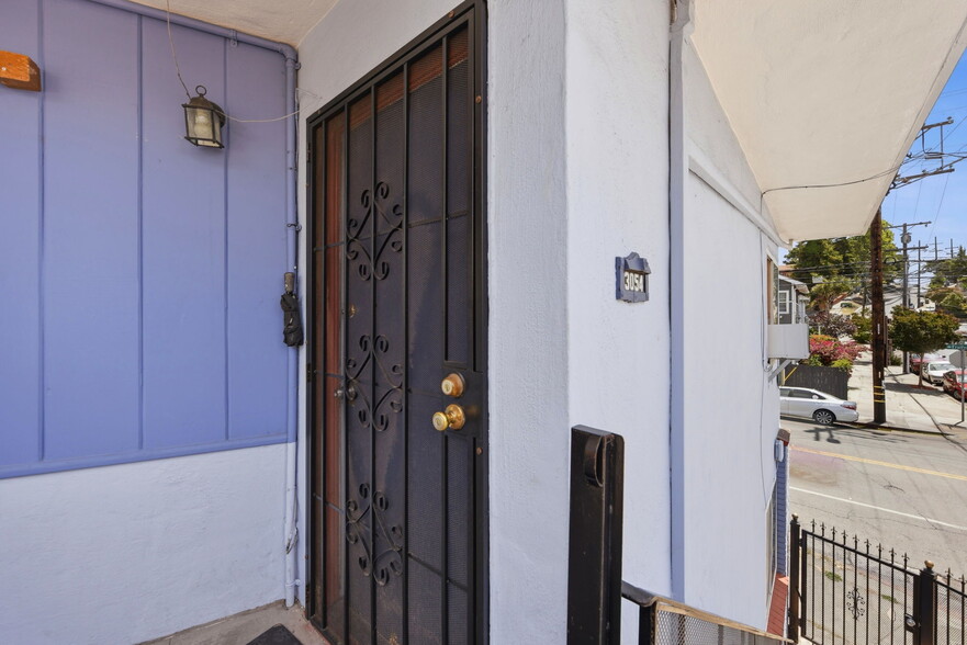 More Photos Of 3050-3058 Davis St, Oakland Apartments For Sale