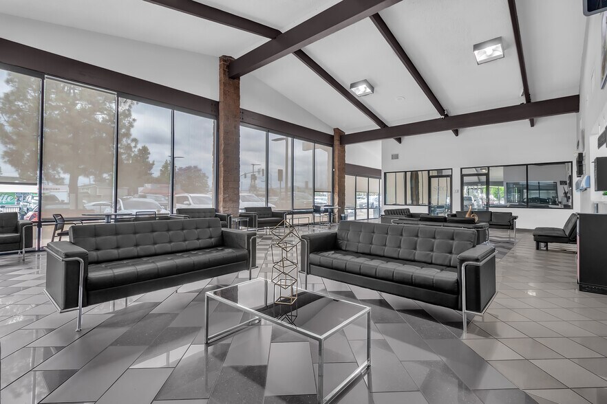 More Photos Of 10325 Central Ave, Montclair Auto Dealership For Lease