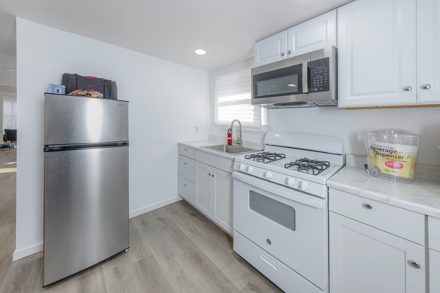 More Photos Of 2453 Delsea Dr, Franklinville Office For Sale