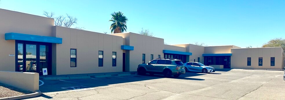 Primary Photo Of 2101 N Country Club Rd, Tucson Office For Lease