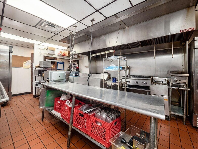 More Photos Of 7360-7362 E Main St, Reynoldsburg Storefront Retail Office For Sale