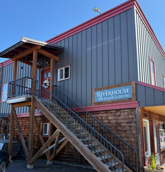 More Photos Of 12403 1st Ave S, Seattle Service For Sale