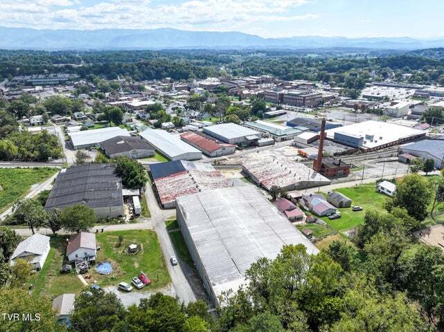 More Photos Of 227-229 Loretta St, Greeneville Warehouse For Sale