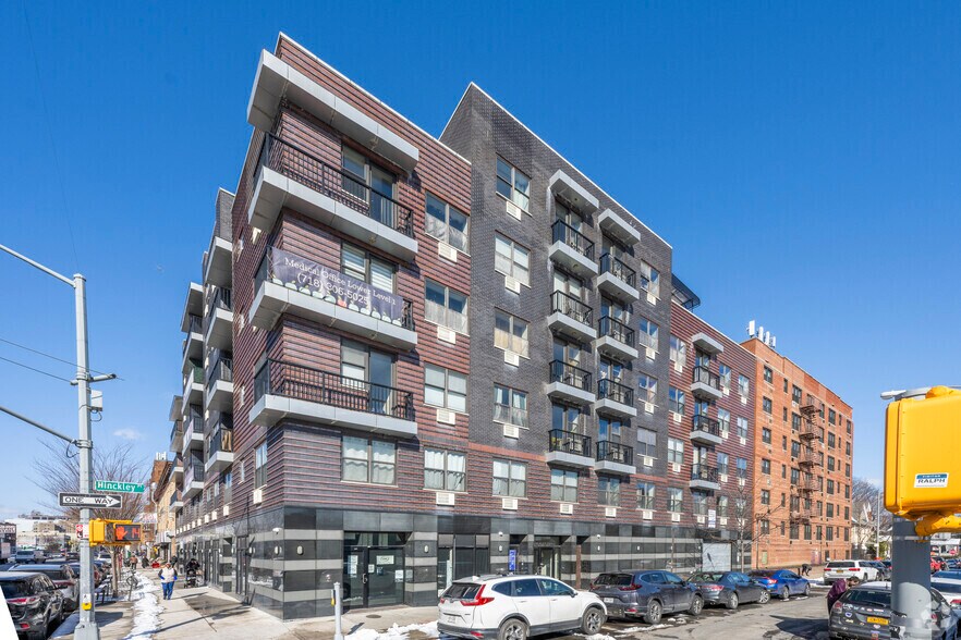 More Photos Of 527 Coney Island Ave, Brooklyn Apartments For Lease