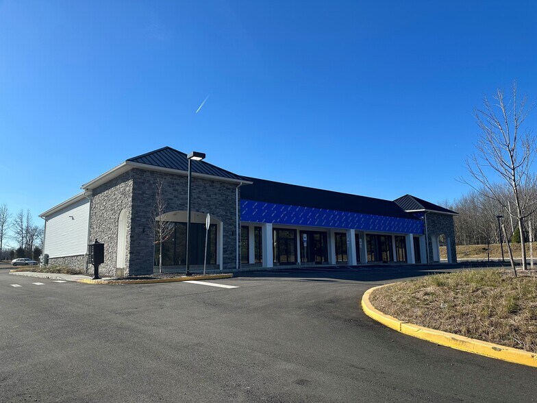 More Photos Of 540 State Route 34, Matawan Storefront Retail Office For Lease