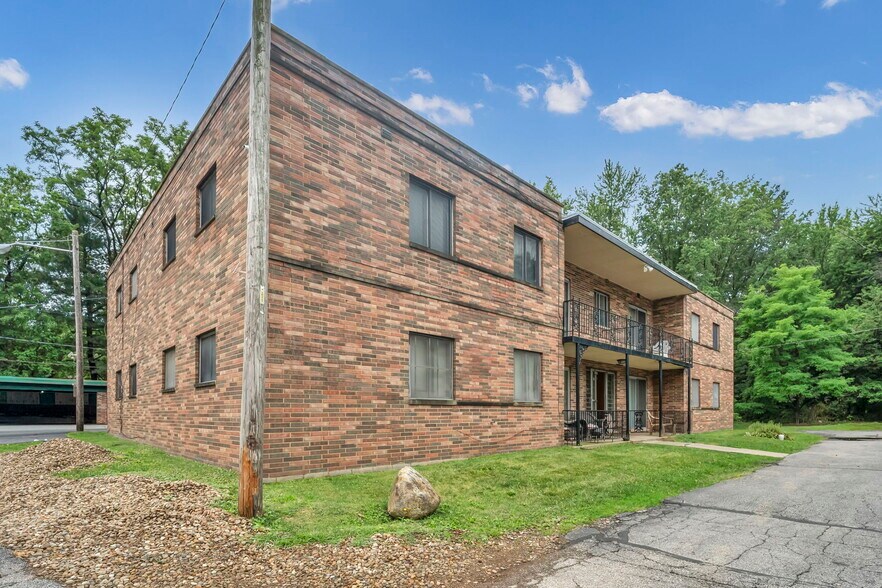 More Photos Of 818-850 S Green Rd, South Euclid Apartments For Sale