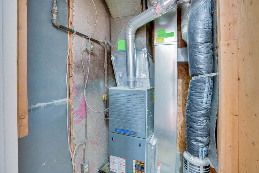 More Photos Of 434 Meredith Rd NE, Calgary Land For Sale