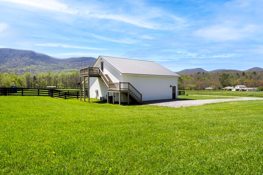More Photos Of , Young Harris Specialty For Sale