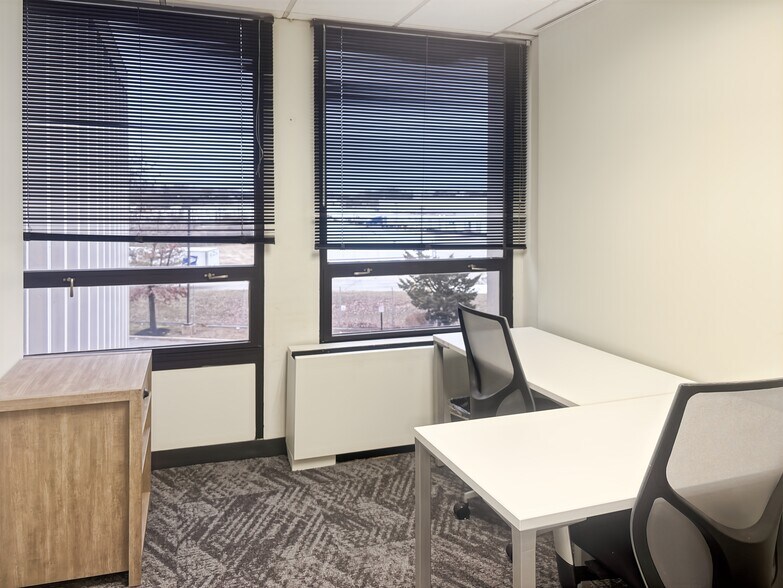 More Photos Of 555 Broadhollow Rd, Melville Coworking Space