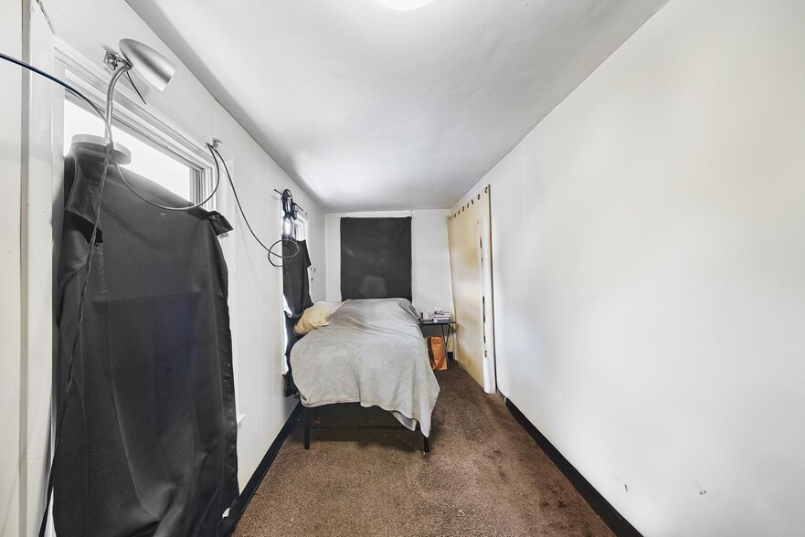 More Photos Of , Bridgeport Multifamily For Sale