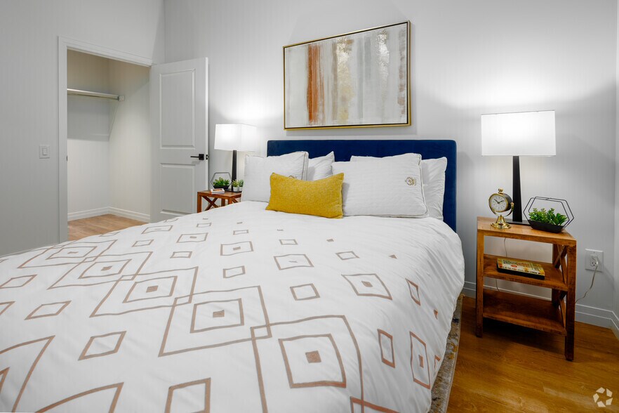 More Photos Of 66 Weber St E, Kitchener Apartments For Lease