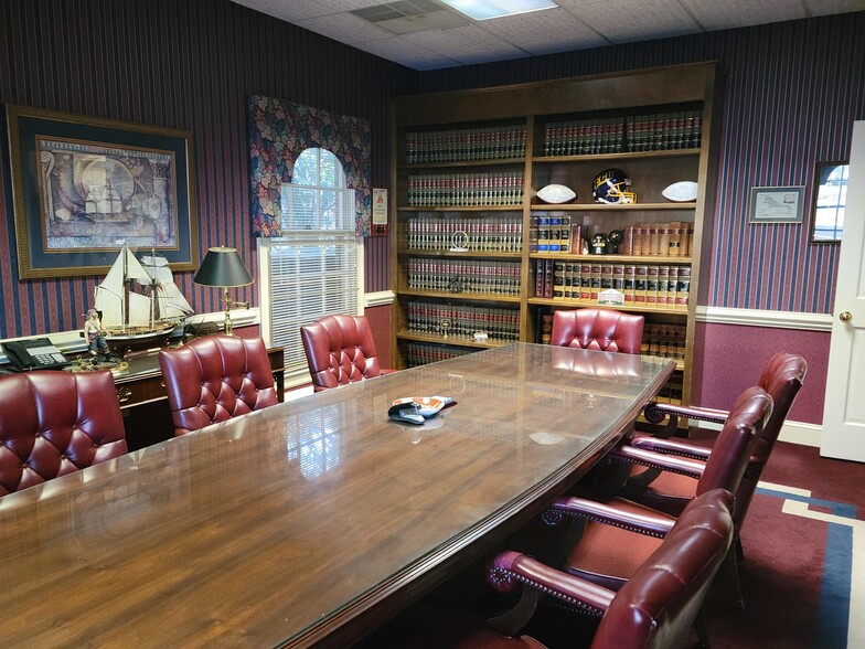 More Photos Of 110 E Arlington Blvd, Greenville Office For Sale